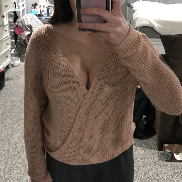 Sweater - Picture 2 of 5
